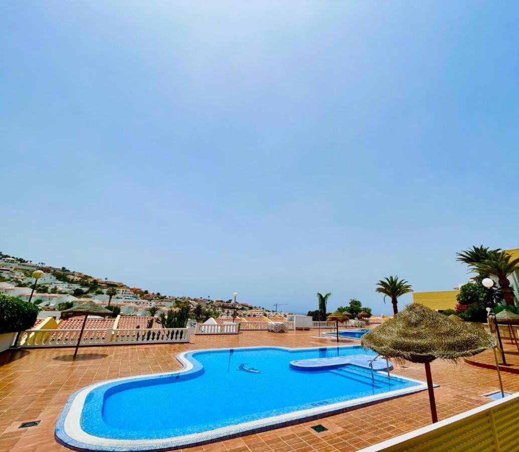 Las Brisas Holiday Costa Adeje  Exterior photo